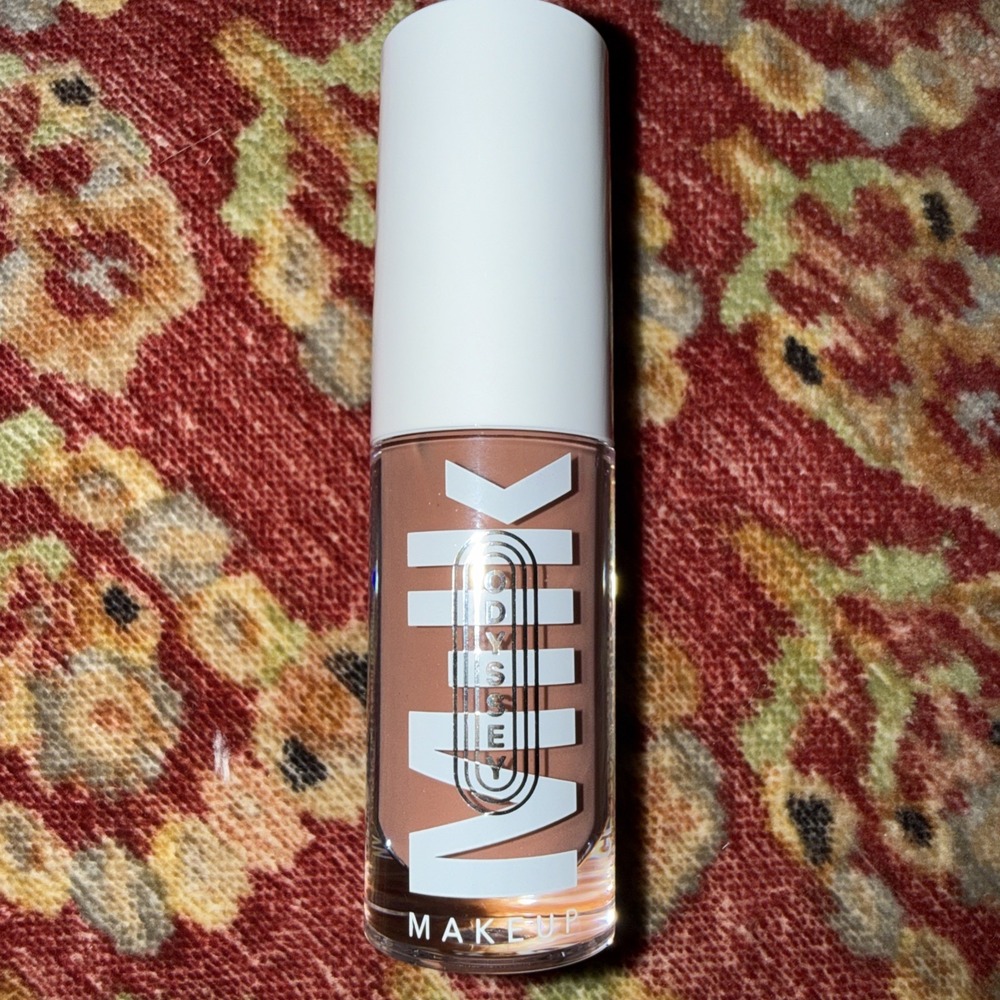 MILK MAKEUP Odyssey Lip Oil Gloss QUEST 3.7 ml 0.1 oz Caramel Beige Cream NWOB